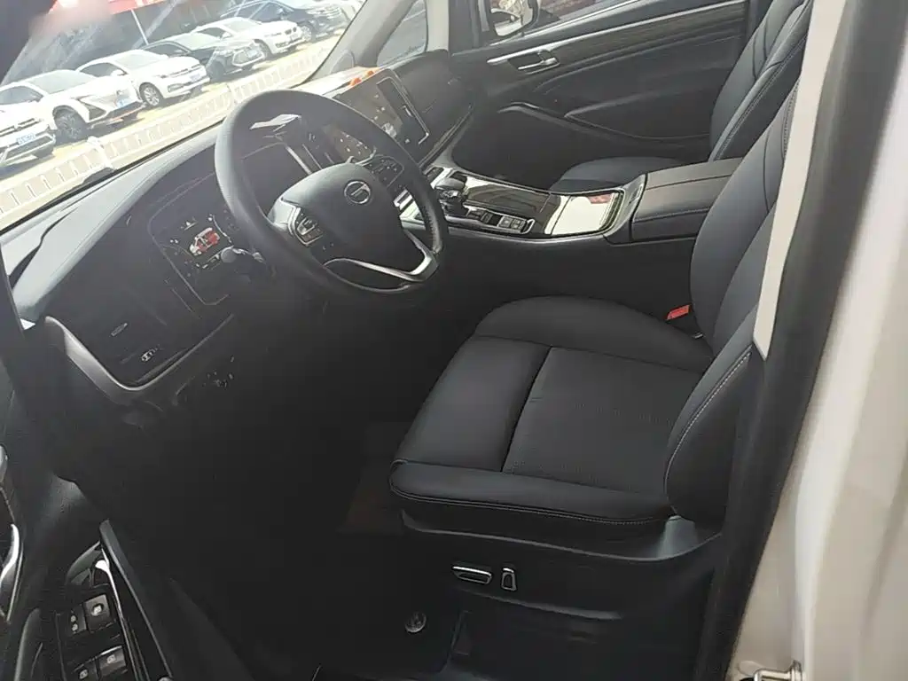GAC Trumpchi M8 2025 2024 Leadershow Series 390T Premium Edition