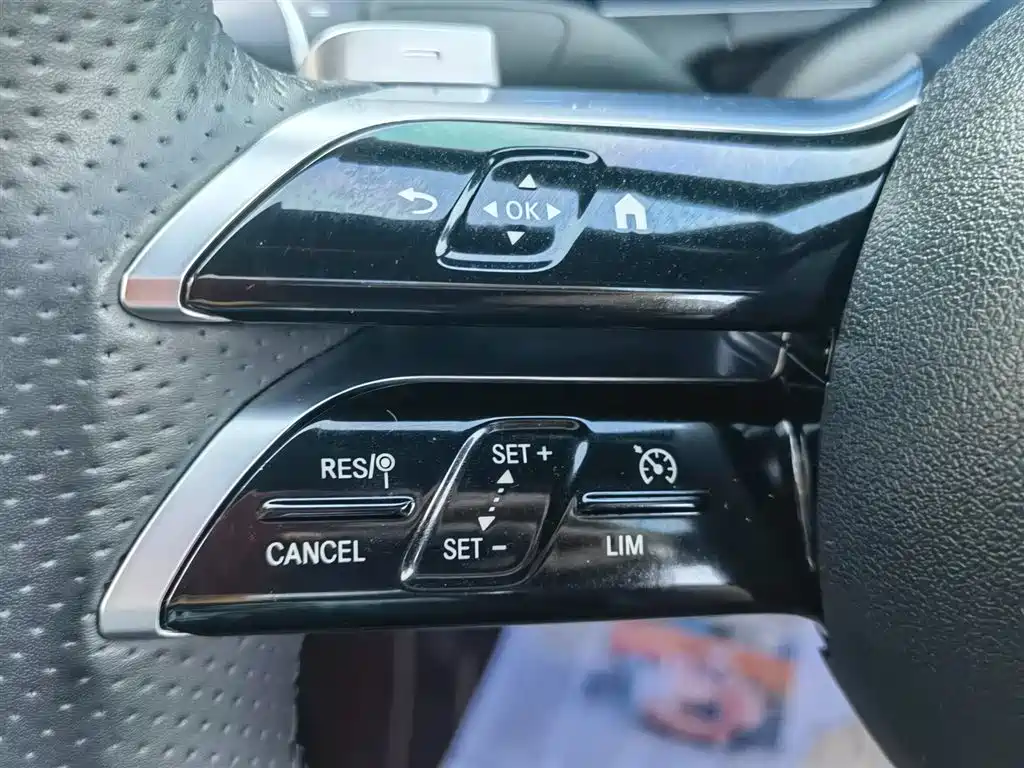 Mercedes-Benz E-Class 2021 E 260 L Sport фото 30