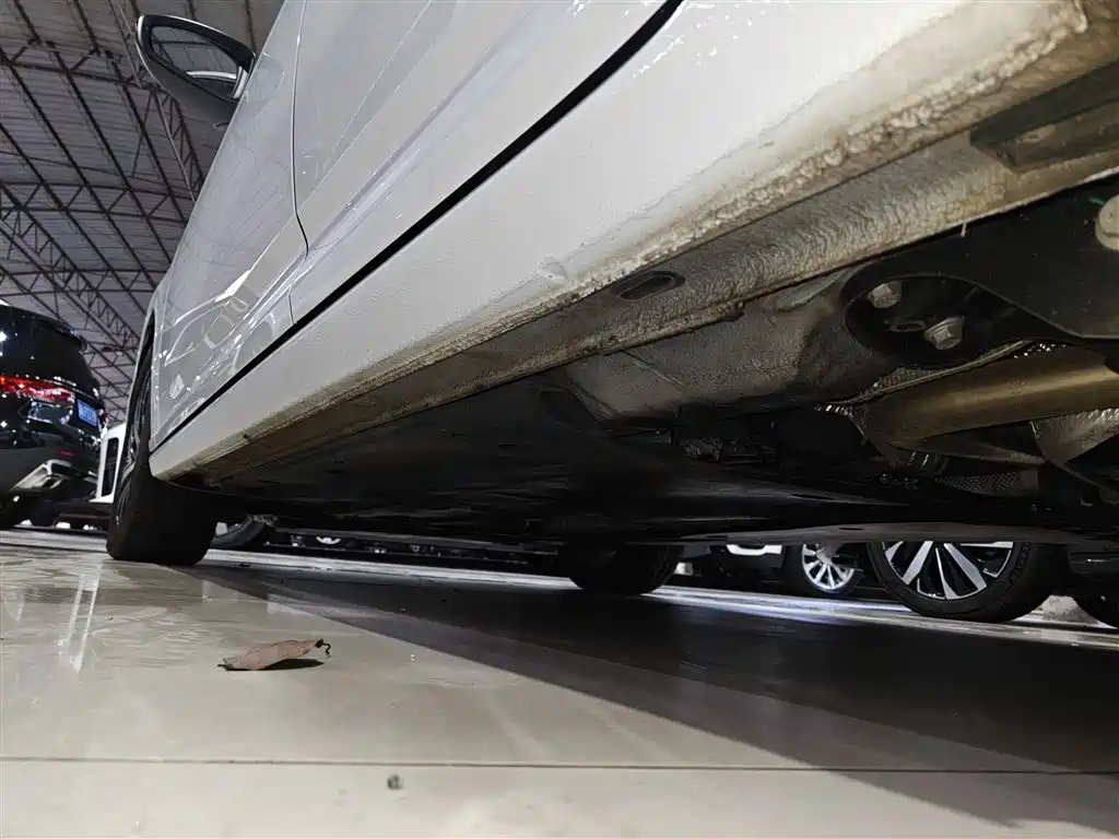 Volkswagen Lavida 2024 Model 300TSI DSG Starlight Leading Edition фото 22