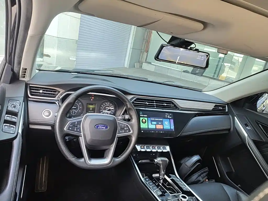 صورة 10 - Ford Territory