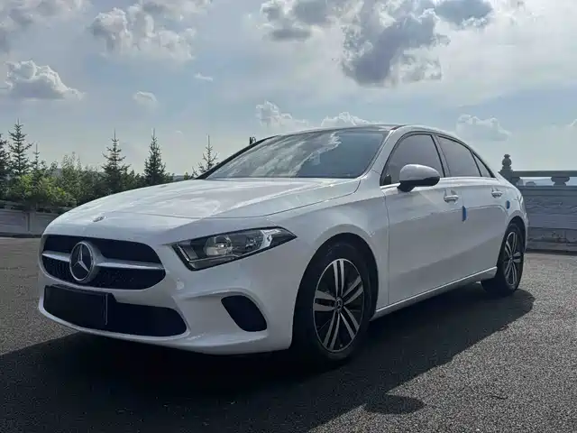 Mercedes-Benz A-Class 2022