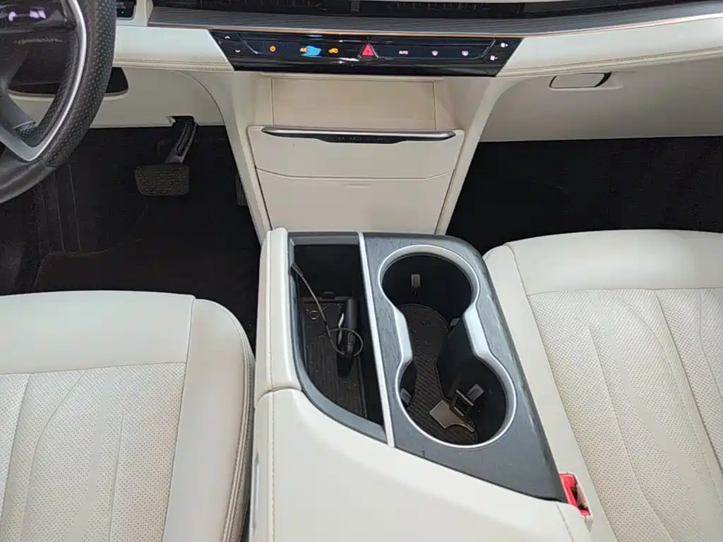 Buick GL8 New Energy 2024 2024 Landglory Smart Enjoy Edition 7-Seater