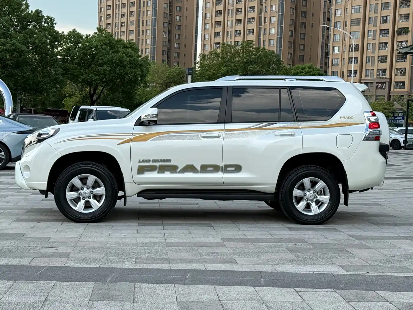 Toyota Prado (Import) 2015