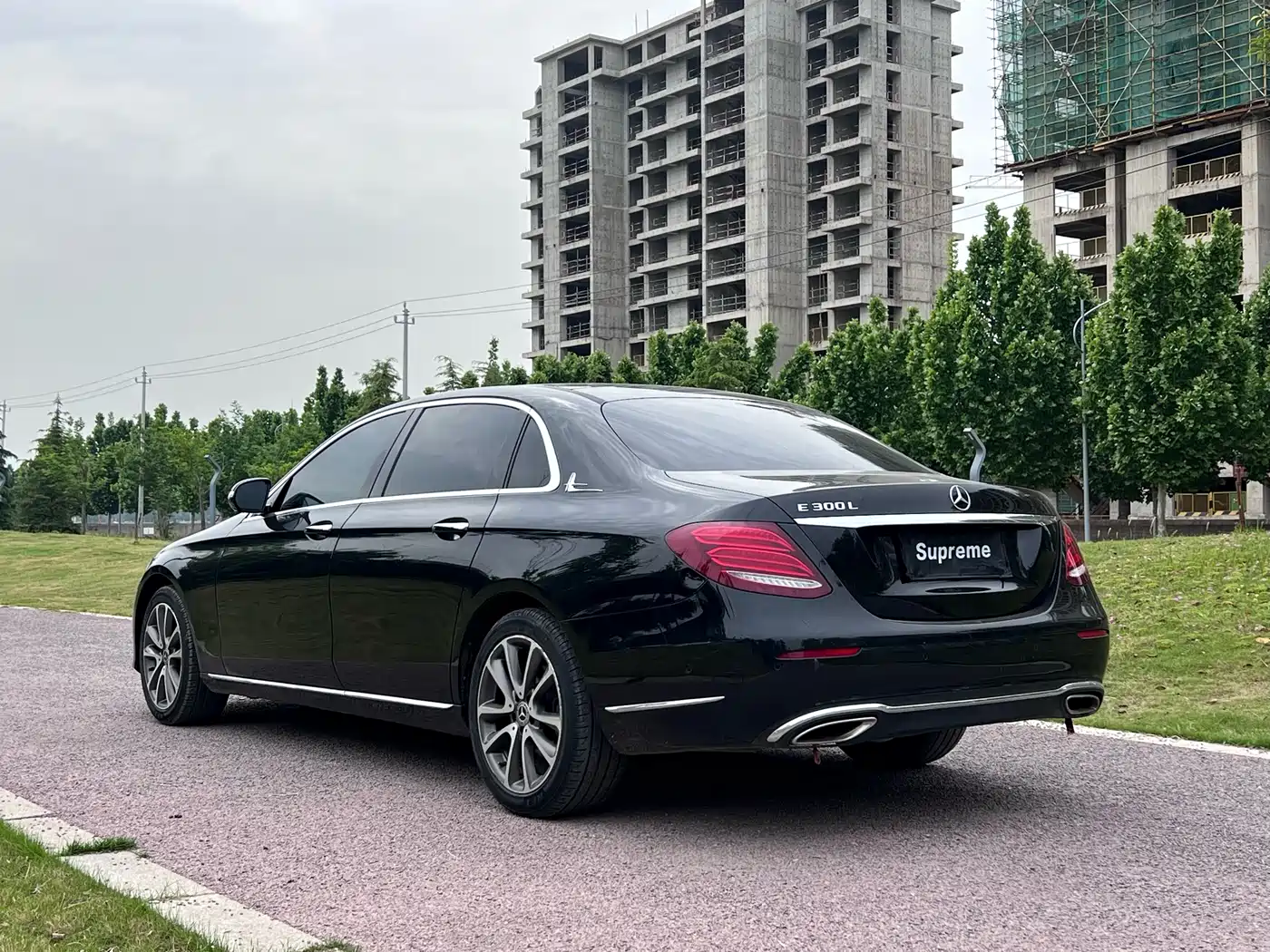 Mercedes-Benz E-Class 2017 E 300 L Luxury фото 9