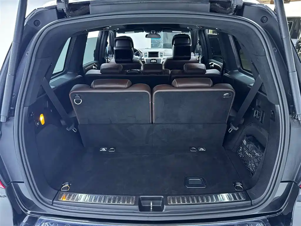 Mercedes-Benz GL-Class фото 9