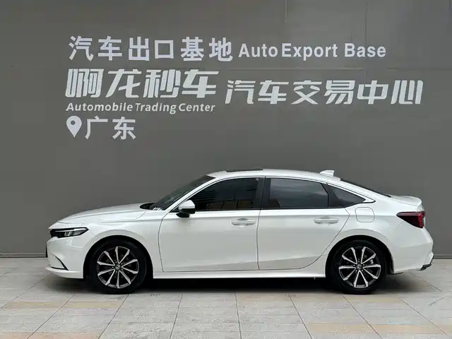 Honda Integra 2023 240TURBO CVT Luxury Edition — фото 3