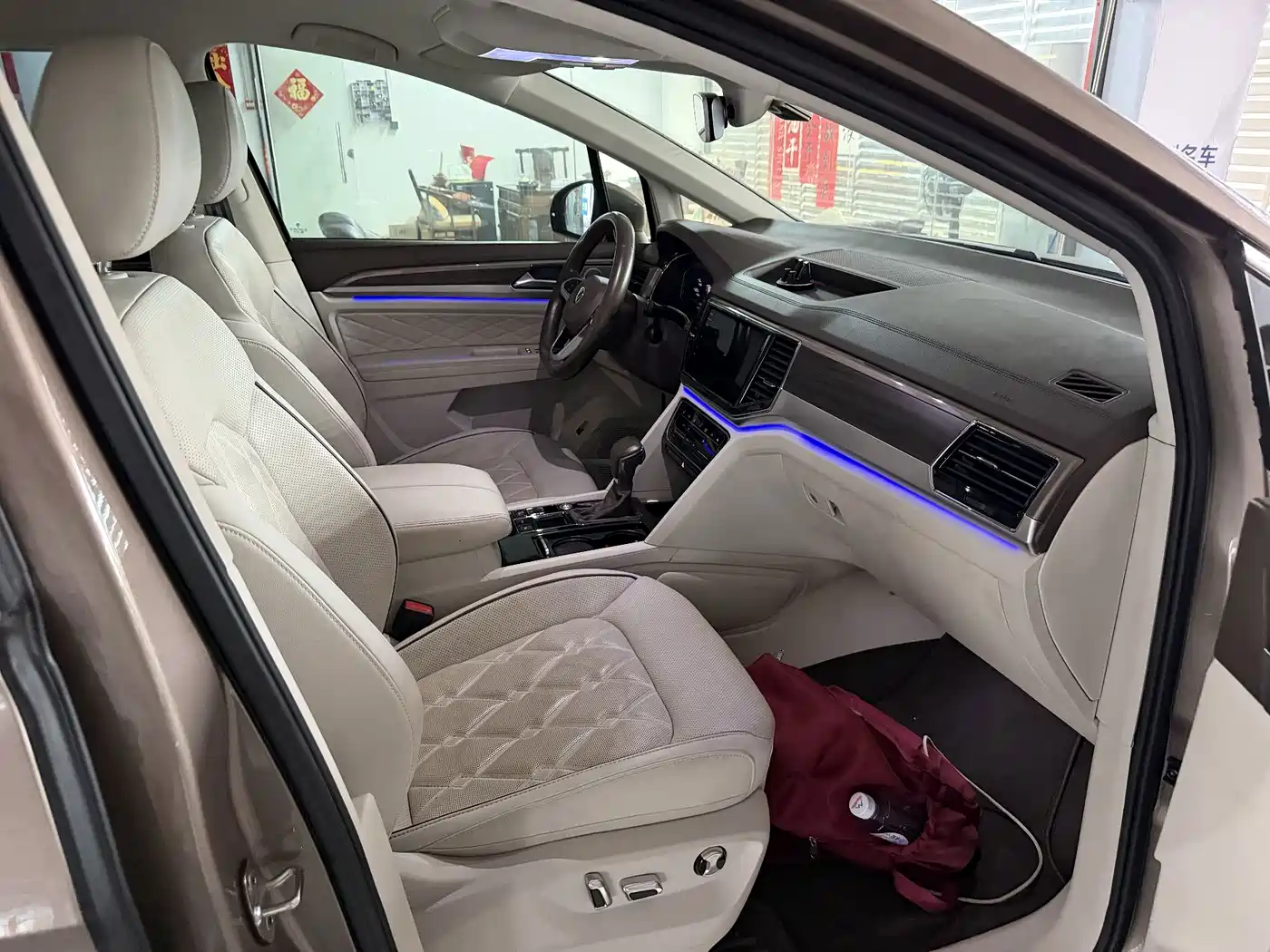 Volkswagen Viloran 2020 2020 380TSI Premium