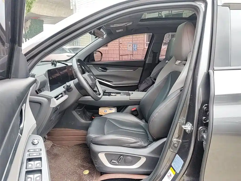 Фото 15 - Changan CS75 PLUS