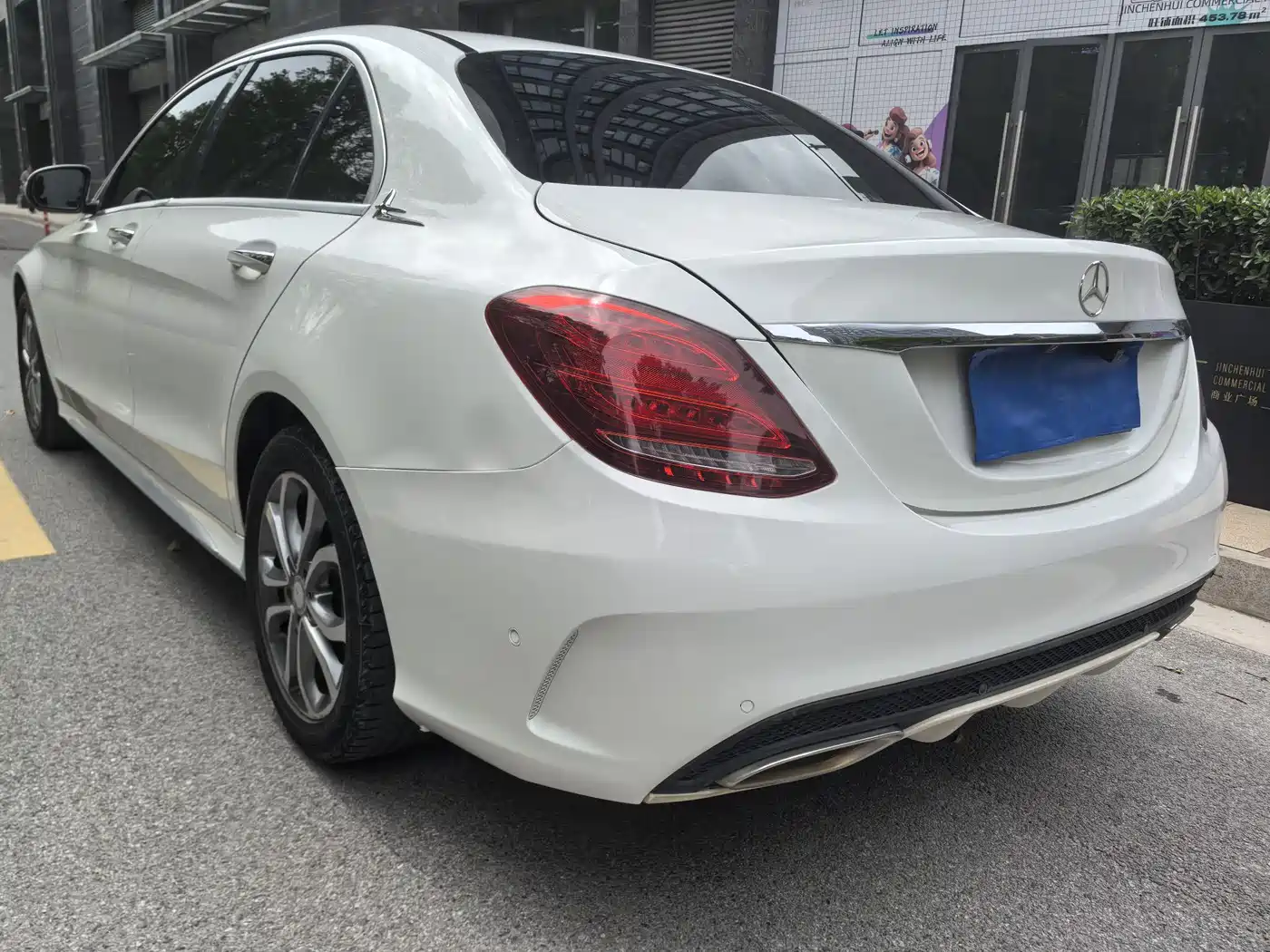 Mercedes-Benz C-Class 2017 Facelift C 180 L Dynamic Sport Edition фото 11