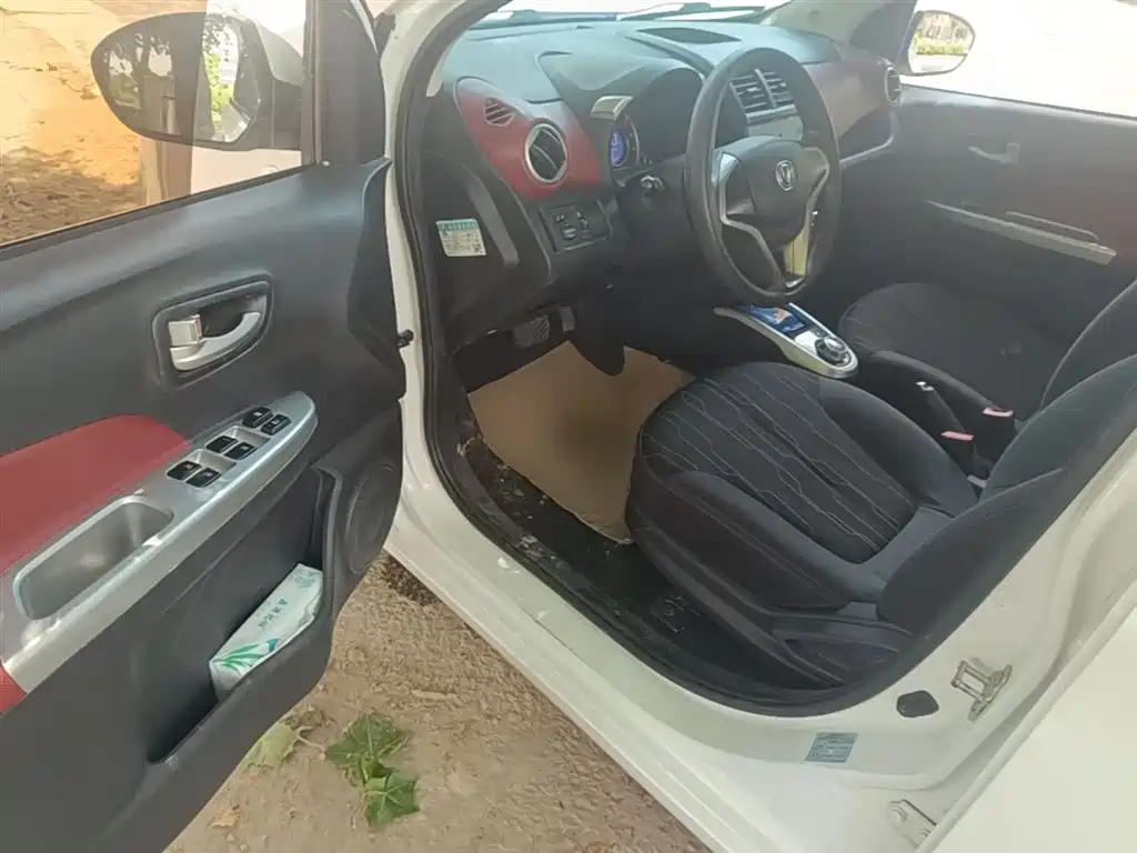 Changan Benben 2017 2015 1.4L IMT Luxury (China V)