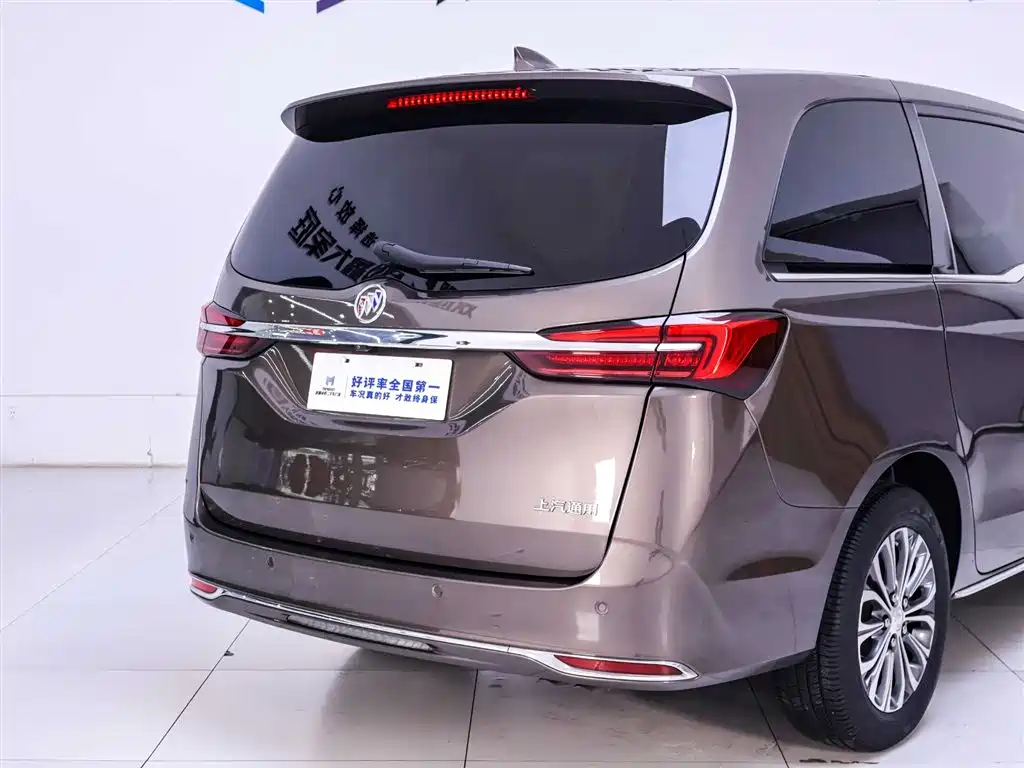 BUICK GL8