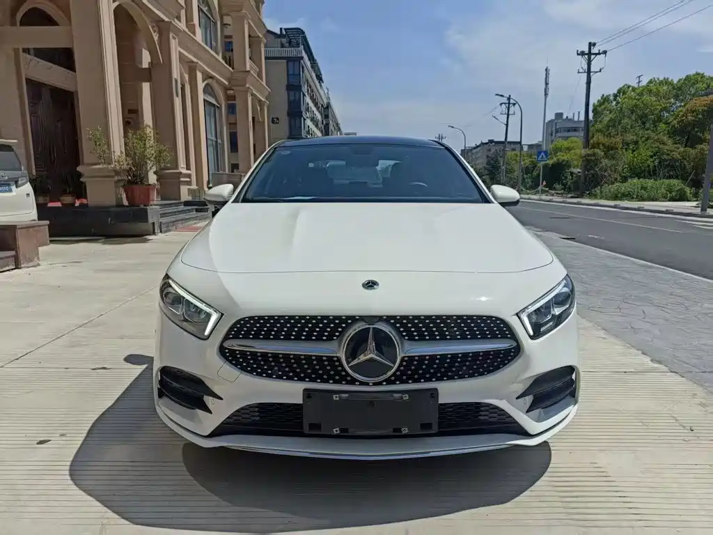 Фото 3 - Mercedes-Benz A-Class