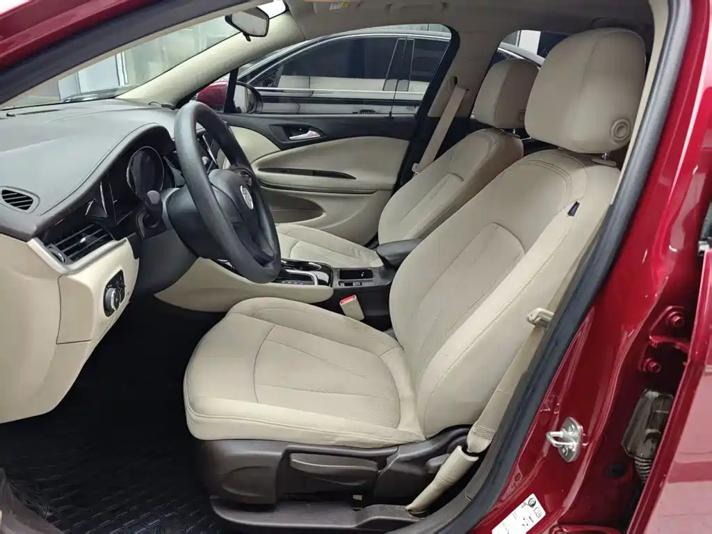 Фото 15 - Buick Verano