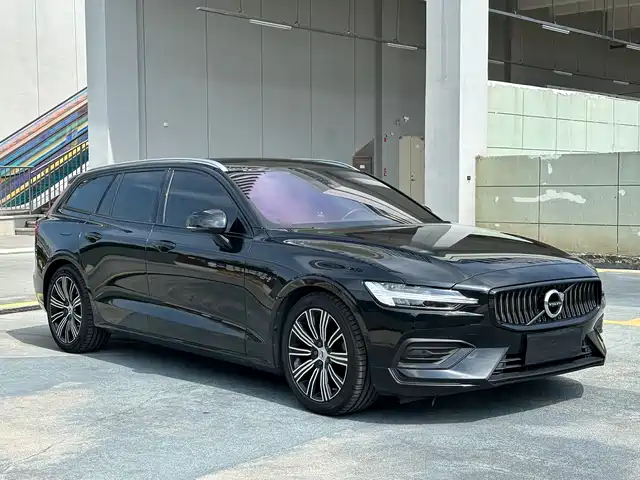 Volvo V60 2021
