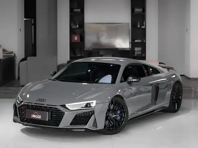 audi r8