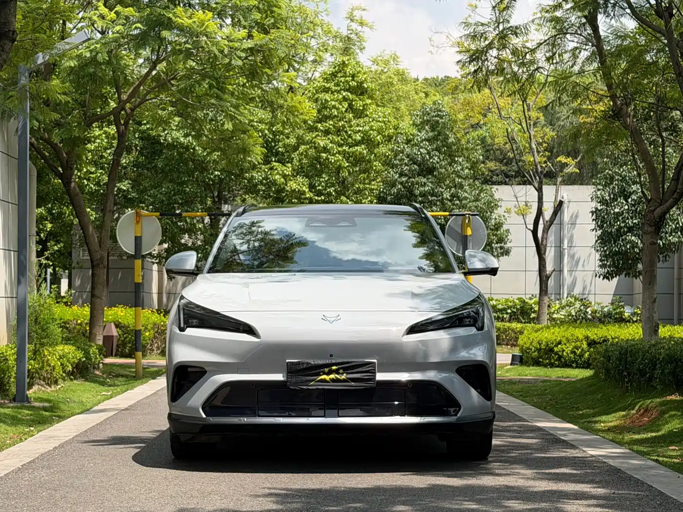 2025 ARCFOX Alpha T5