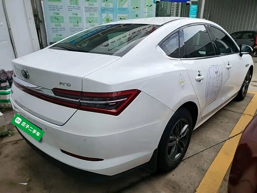 BYD Qin Pro 2021 2020 Surpass Edition 1.5TI Automatic Premium
