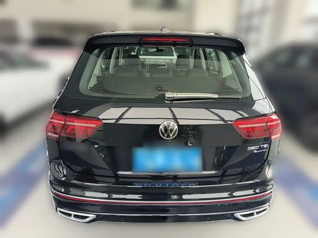 Volkswagen Tiguan L 2024 330TSI Automatic 2WD R-Line Premium Enjoyment Edition фото 10