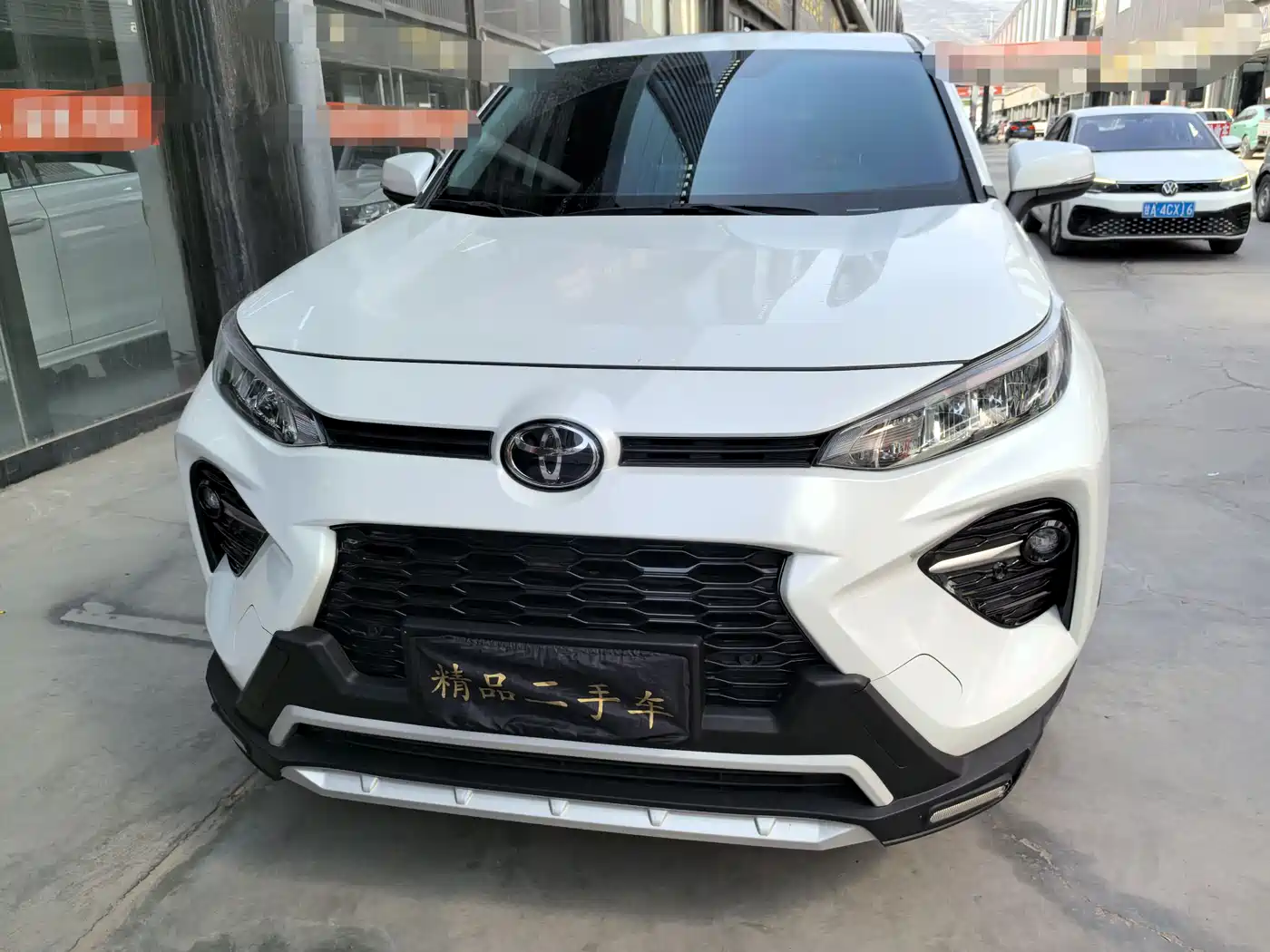 Toyota Wildlander 2020 2.0L CVT AWD Luxury Edition фото 2