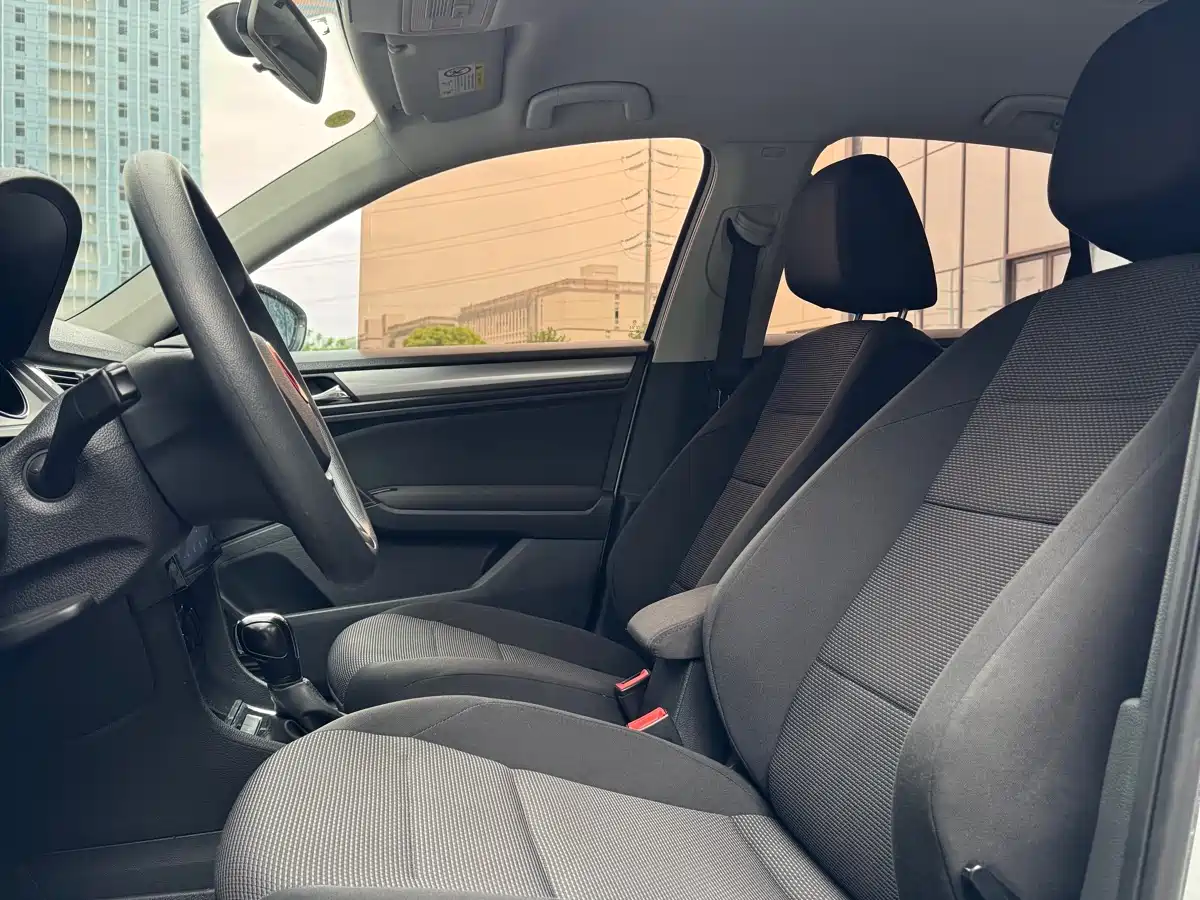 Volkswagen Bora 2019 Bora Legend 1.5L Automatic Fashion China V фото 12