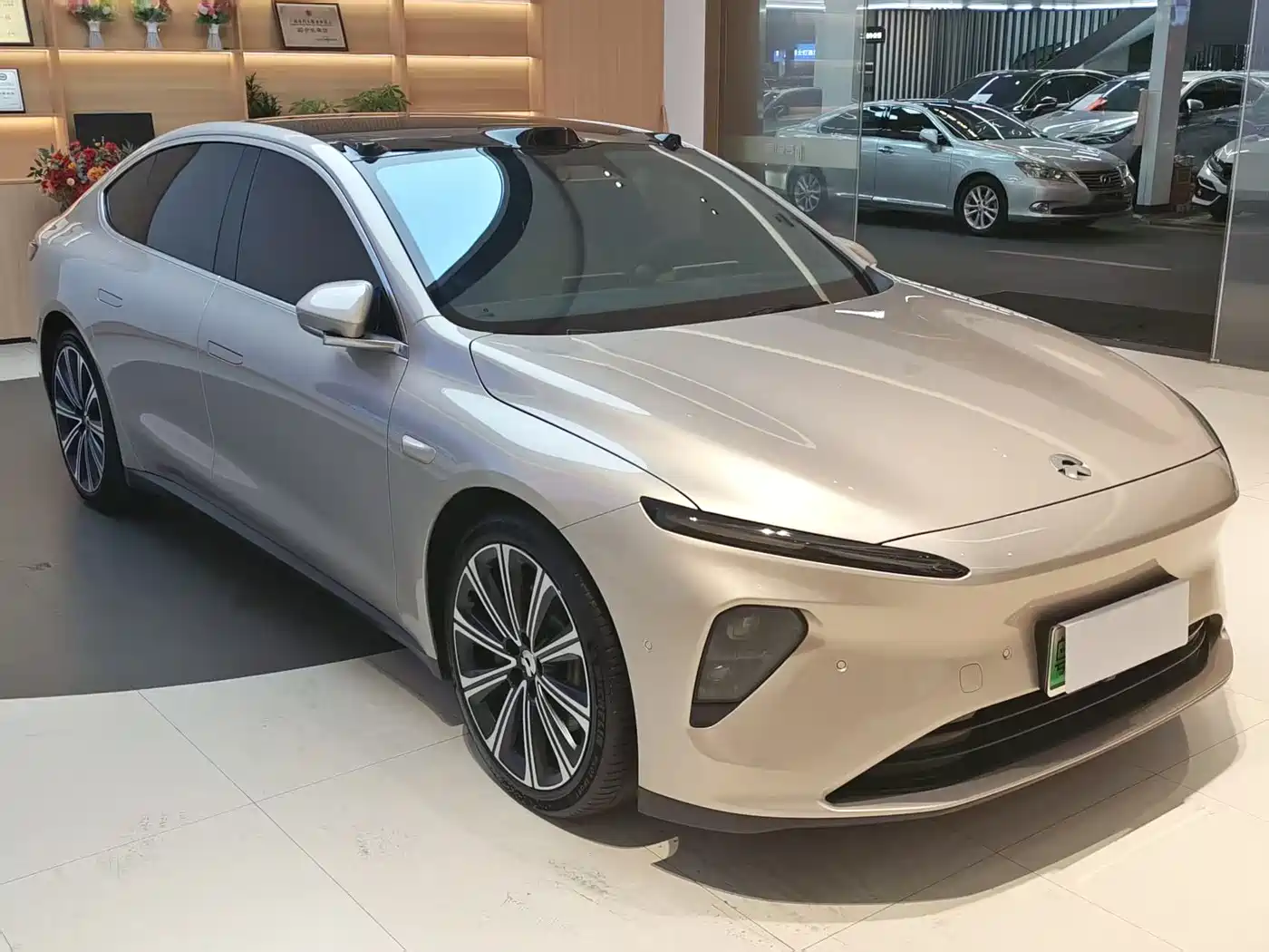 NIO NIO ET7