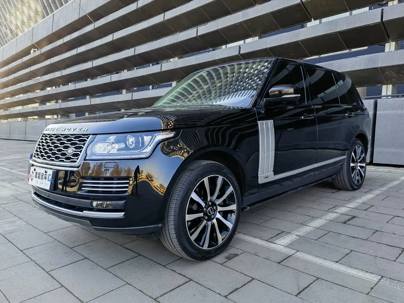 Land Rover Range Rover 2016 3.0 SC V6 Vogue SE Autobiography LWB