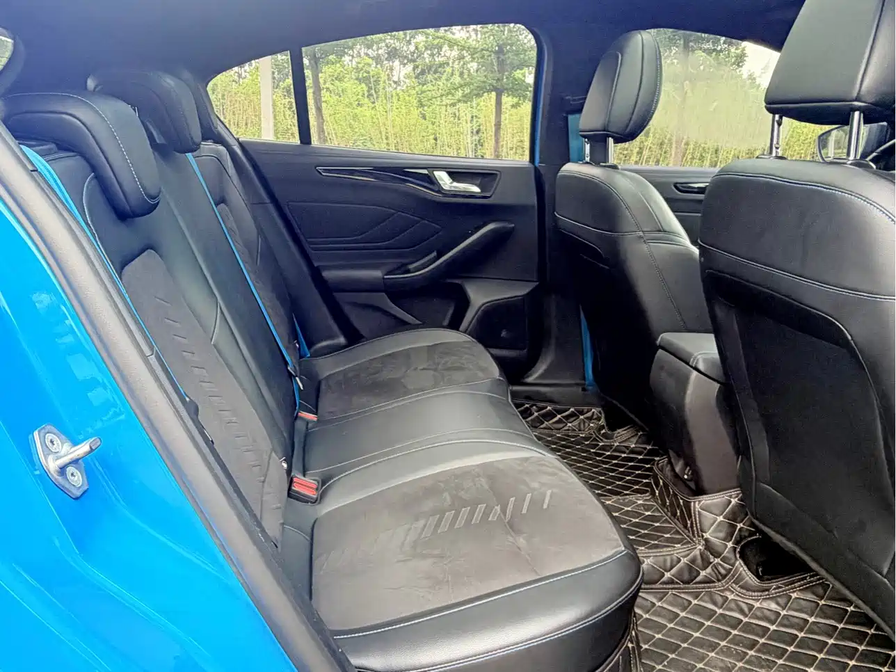Photo 16 - Ford Focus