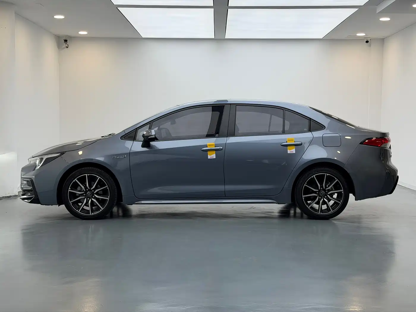 Toyota Levin 2023 Smart Hybrid 1.8L Sport Edition фото 9