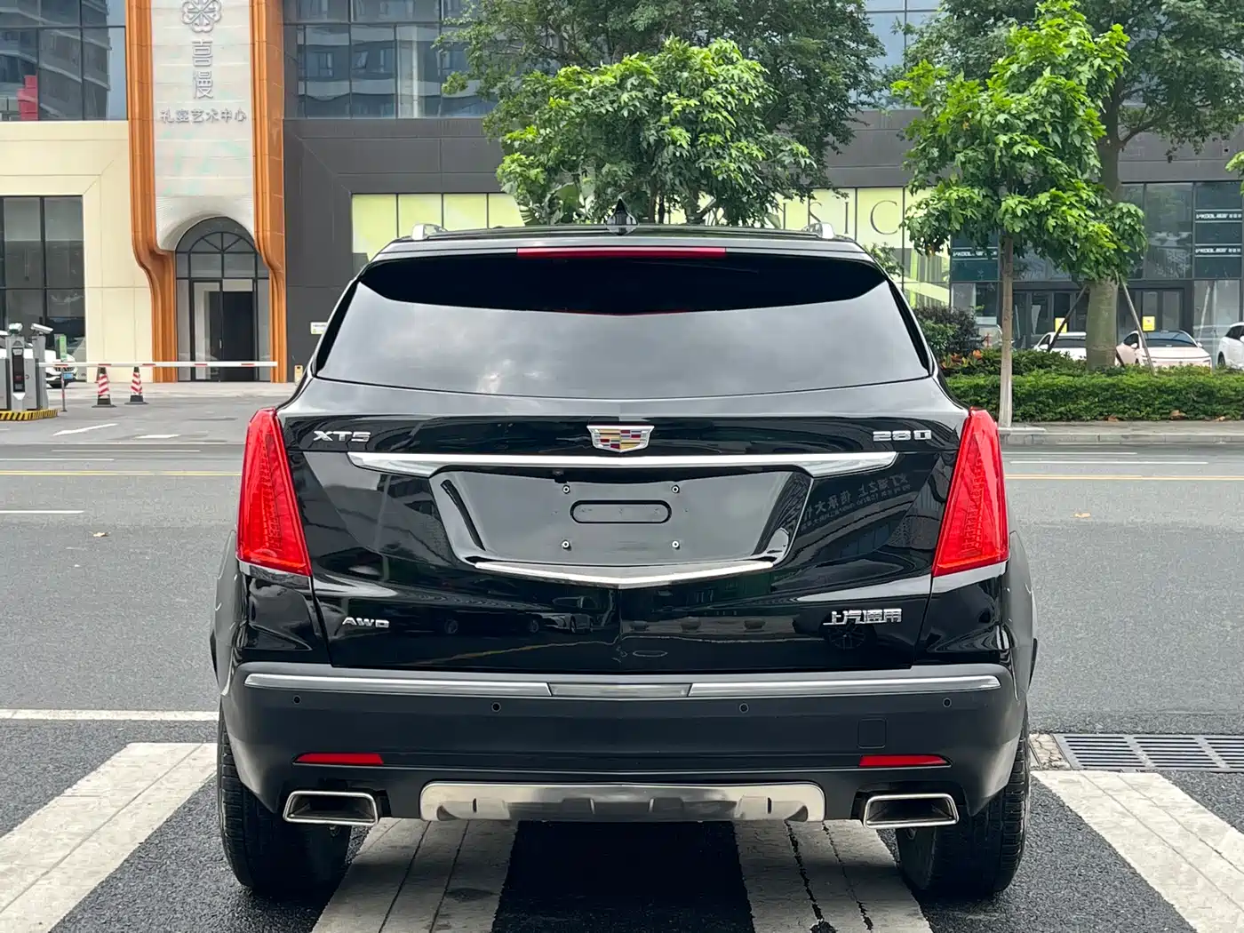 Cadillac XT5 2017 Anniversary Edition 28T 4WD Luxury фото 5