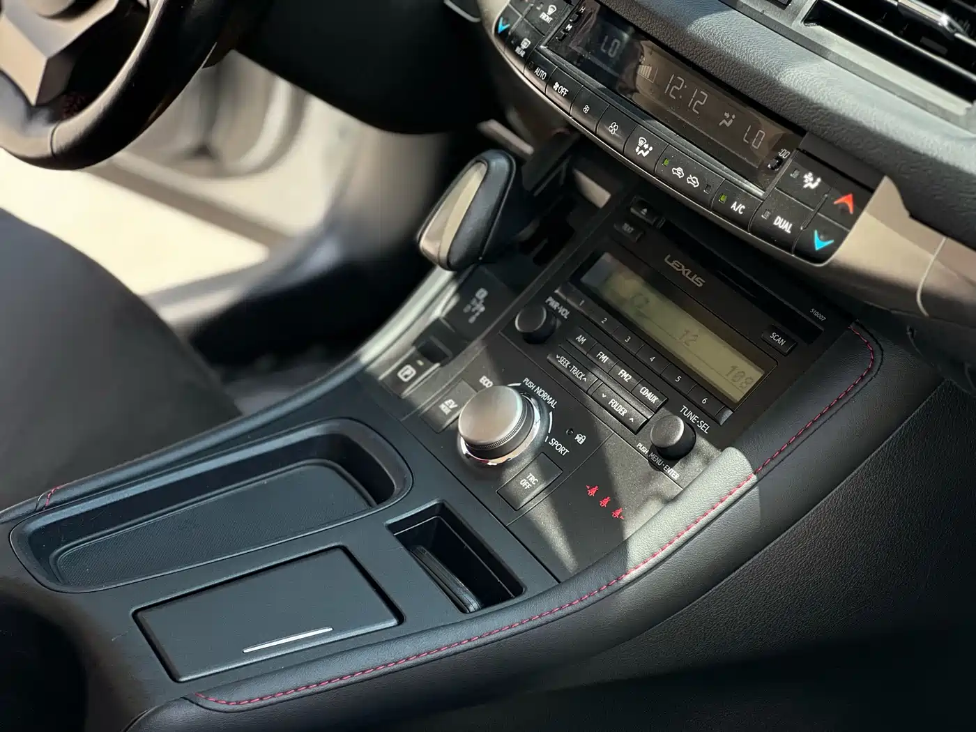 Lexus CT 2019 2017 CT200h Elite Edition Monochrome China V