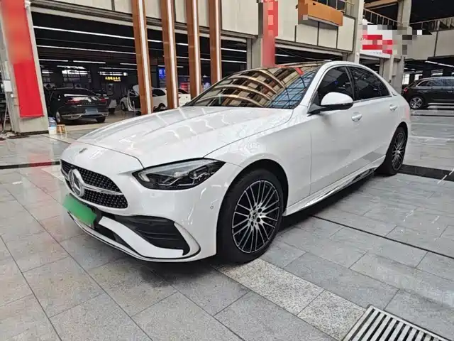 Mercedes-Benz C-Class 2023