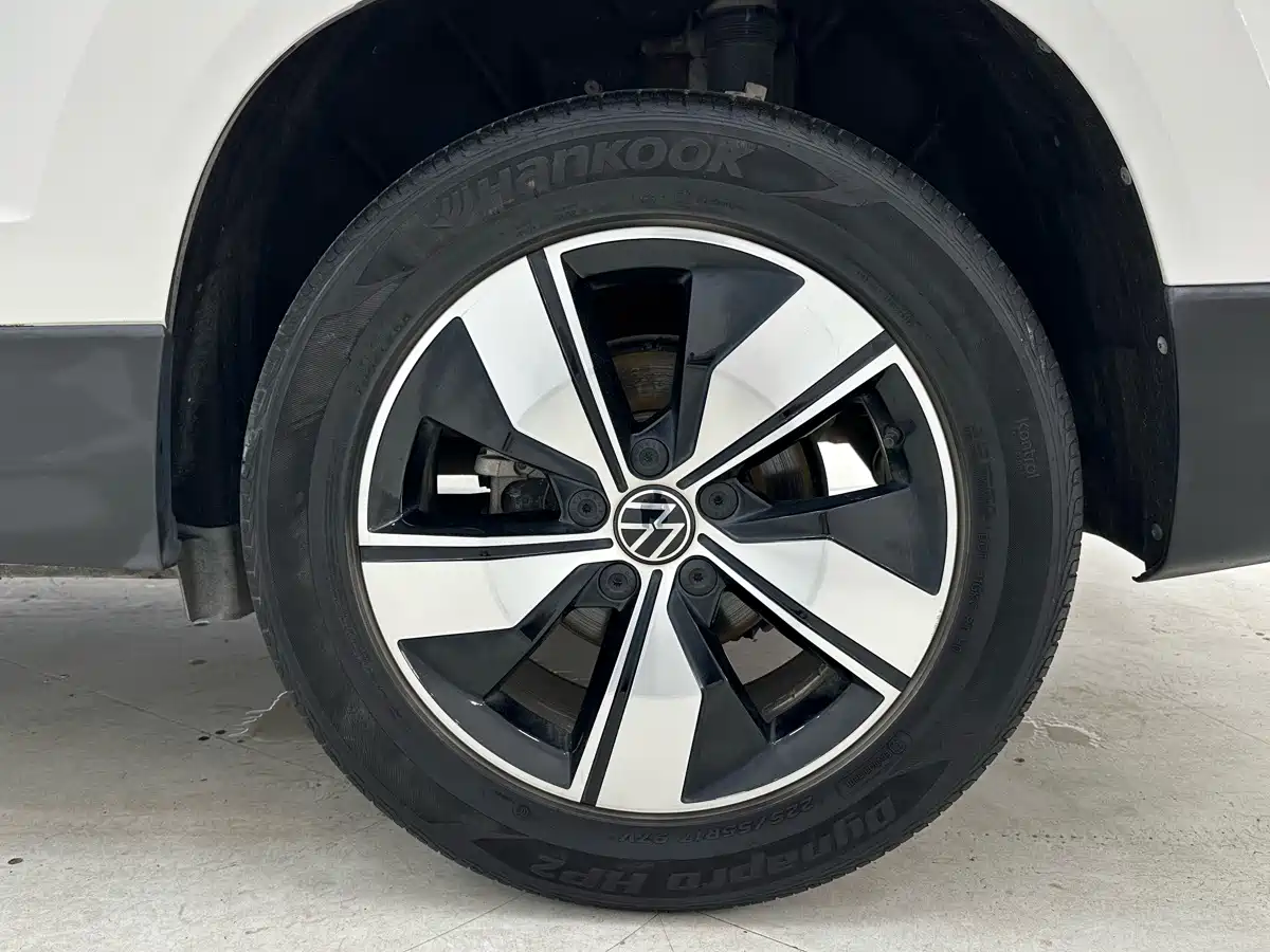 Volkswagen Tharu, миниатюра 18