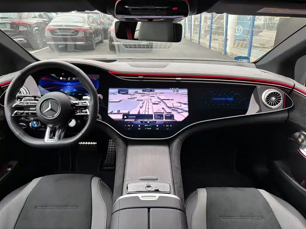 MERCEDES-BENZ EQE AMG