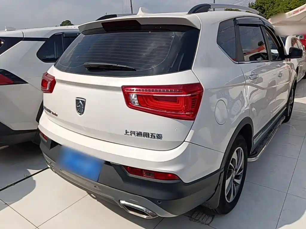 Фото 7 - Baojun 560