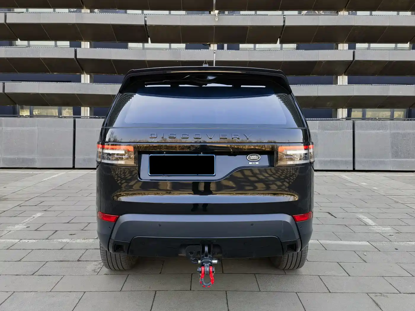 Land Rover Discovery 2017 3.0 SC V6 SE фото 4