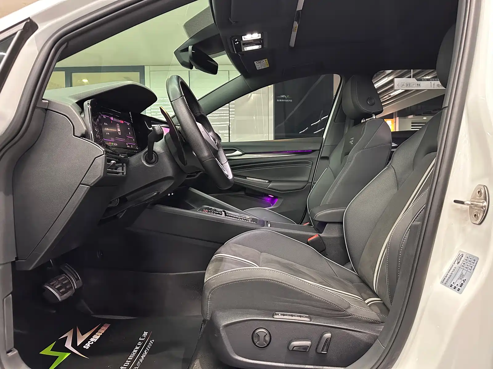 Фото 6 - Volkswagen Golf