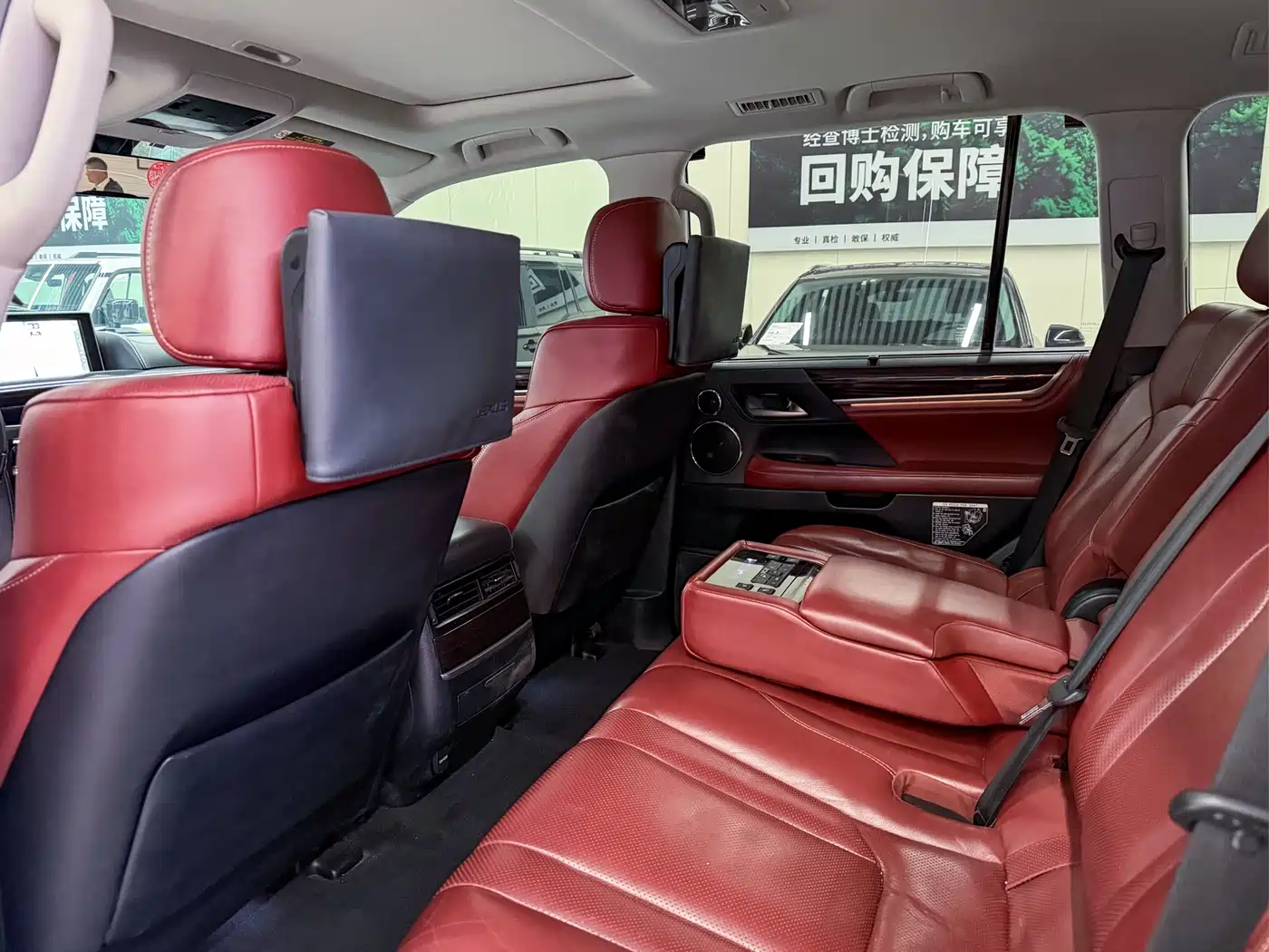 Lexus LX 2019 570 Prestige Luxury Edition фото 9