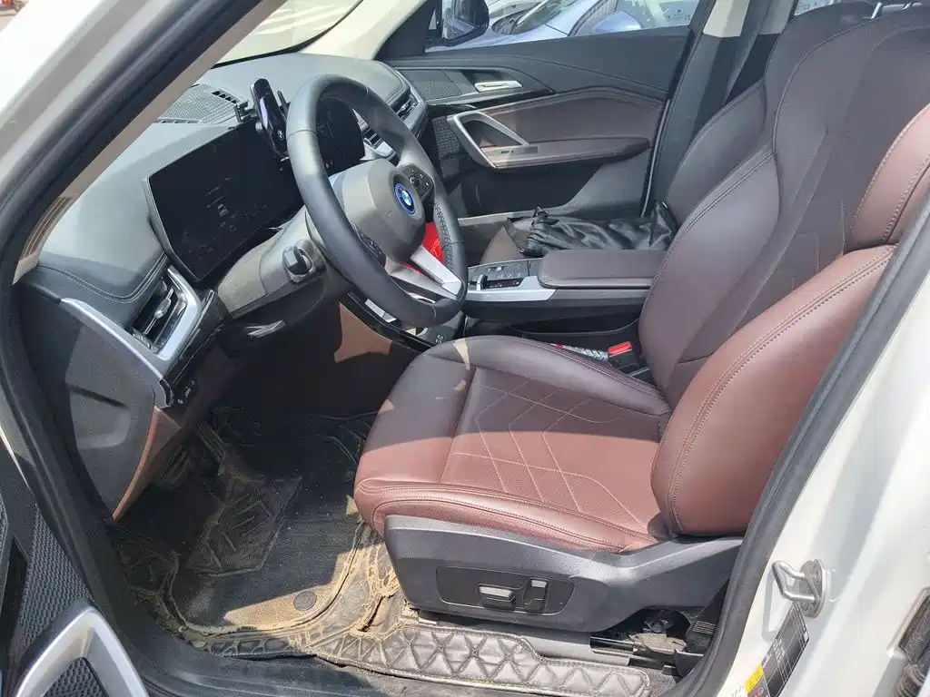 BMW iX1 2024 2023 eDrive25L X Design Package