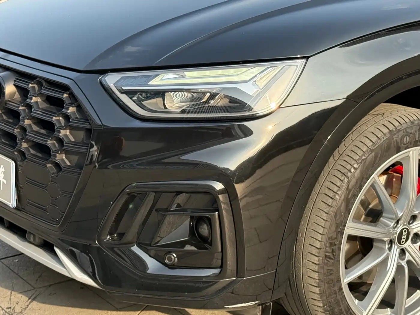 Audi Q5L 2024 Model 40 TFSI Luxury Dynamic фото 8