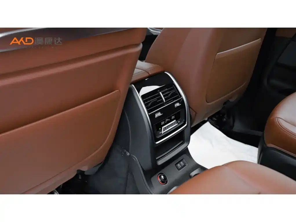 Фото 10 - BMW X7