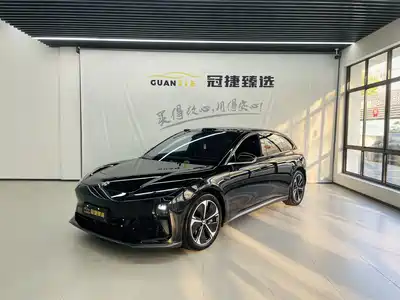 NIO ET5T