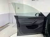 صورة 16 - Tesla Model Y