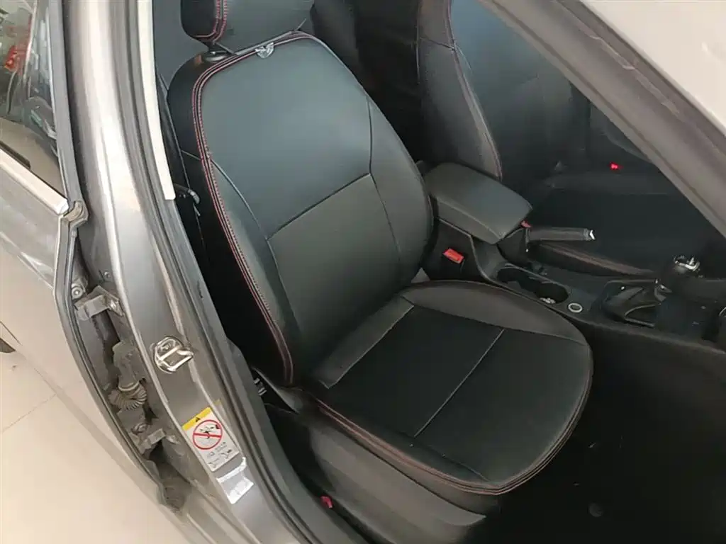 Škoda Octavia 2017 Classic 1.6L Automatic Comfort фото 25