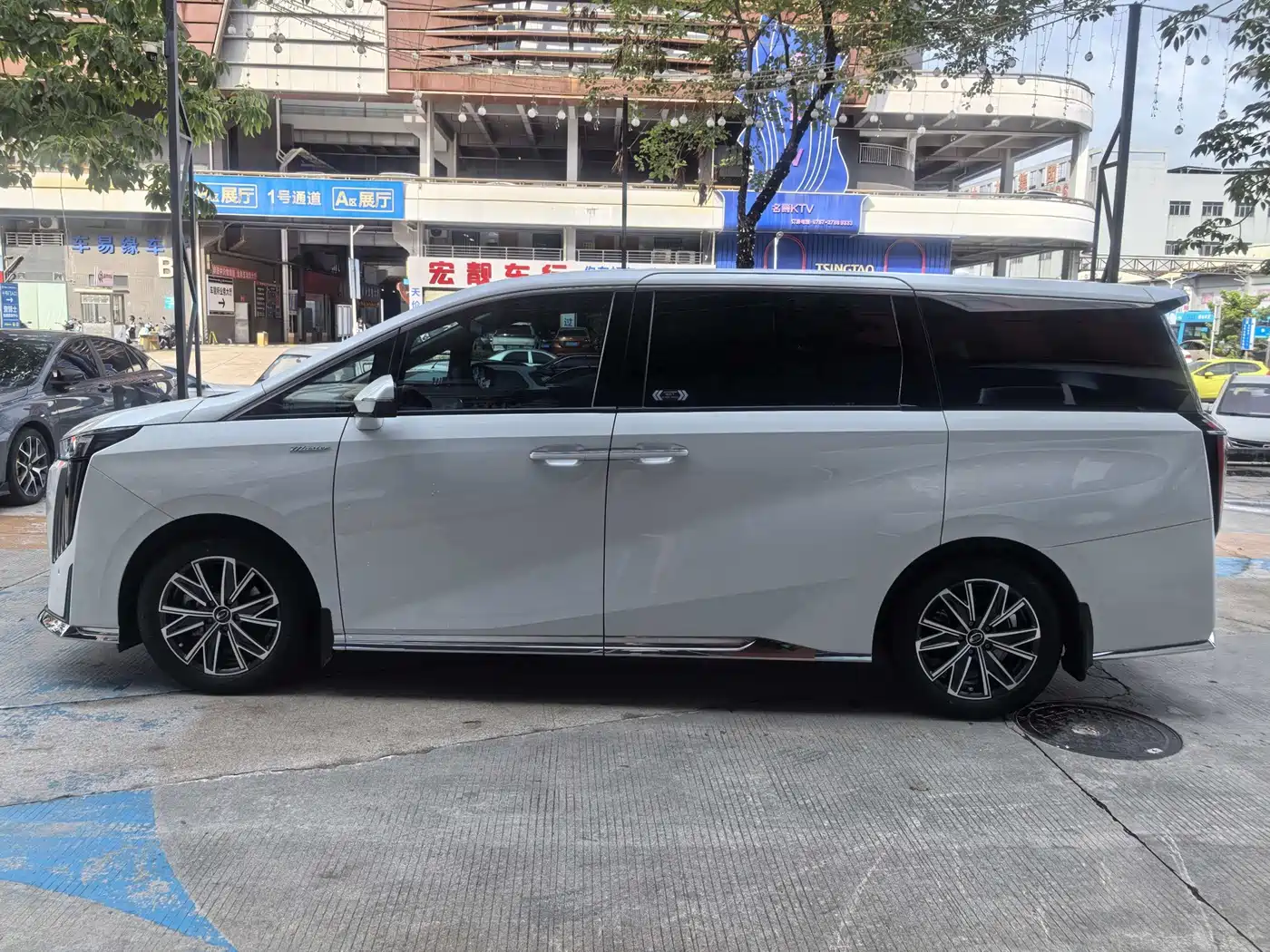GAC Trumpchi Trumpchi M8 2024 Master Series 400T Premium Edition фото 4
