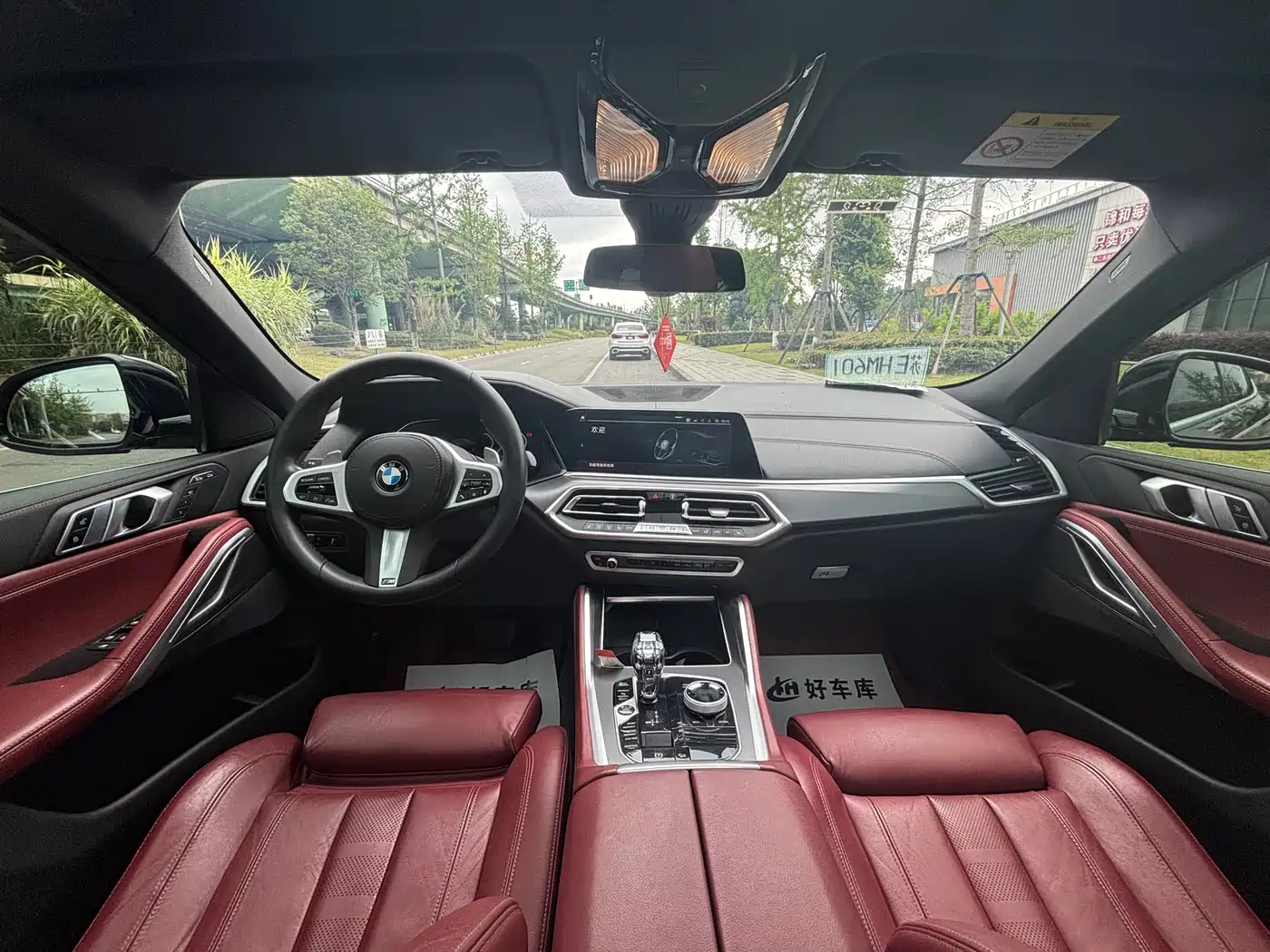BMW X6 2021 xDrive30i M Sport Package фото 10