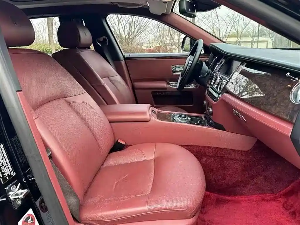 Фото 8 - Rolls-Royce Ghost