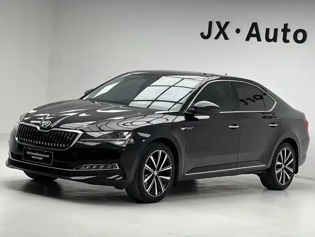 Škoda Superb 2024