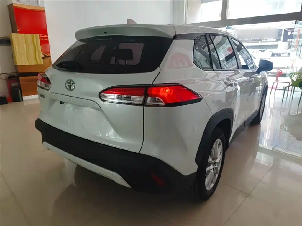 Toyota Corolla Cross 2023 2.0L Pioneer Edition фото 7