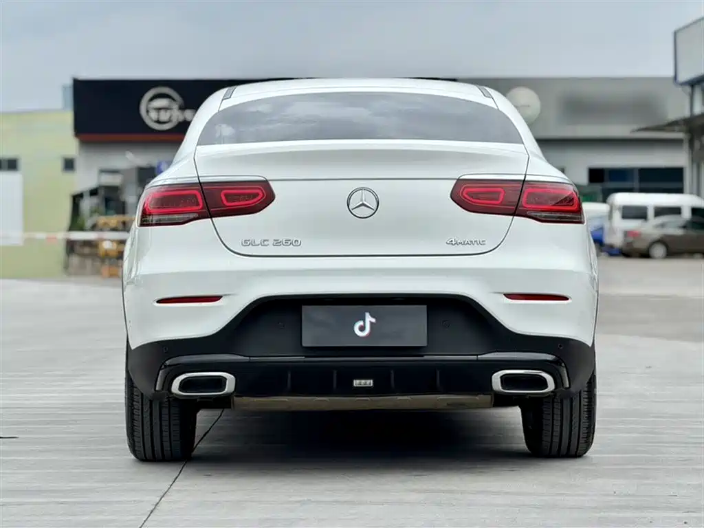Mercedes-Benz GLC Coupe 2020 GLC 260 4MATIC Coupe SUV фото 23