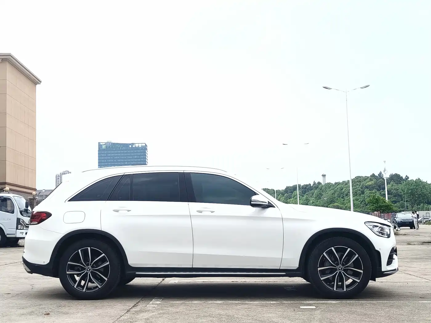 Mercedes-Benz GLC 2021 GLC 260 L 4MATIC Luxury фото 18